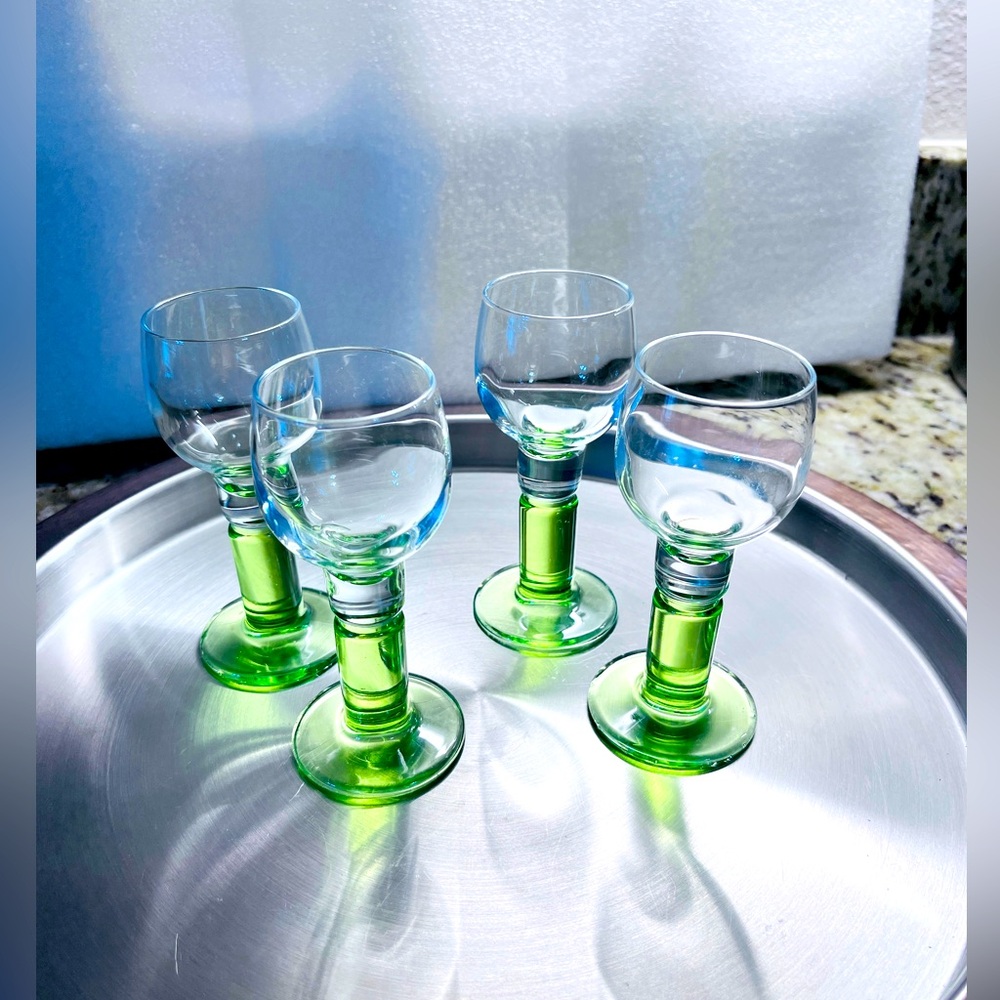 Bormioli Rocco Limoncino 2ounce Green Cordiol Glasses Set of Four
